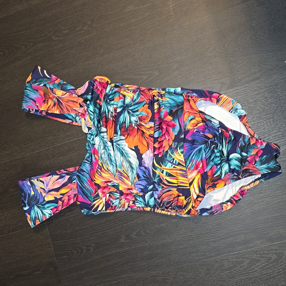 Magicsuit SIZE- 8 NWOT